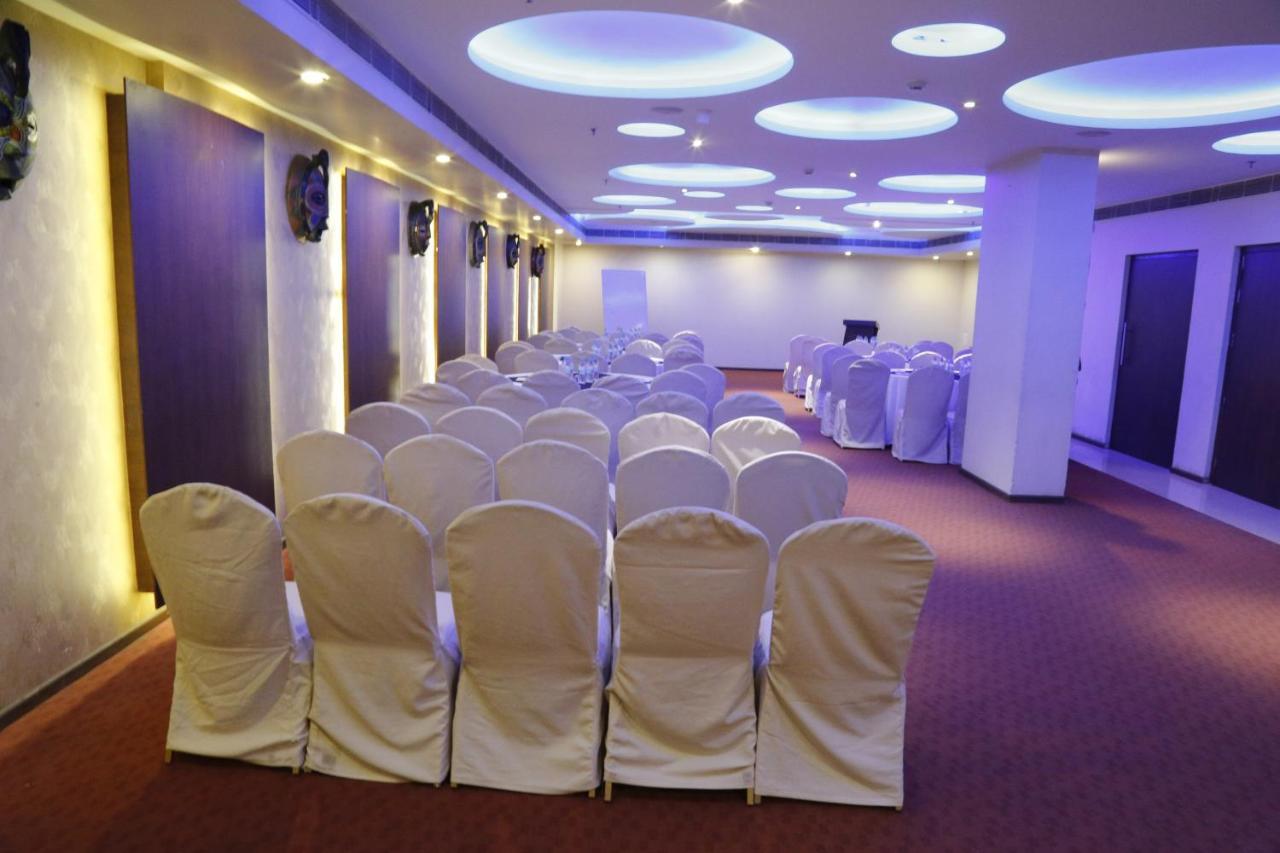 The Aures Hotel Aurangabad  Exterior photo