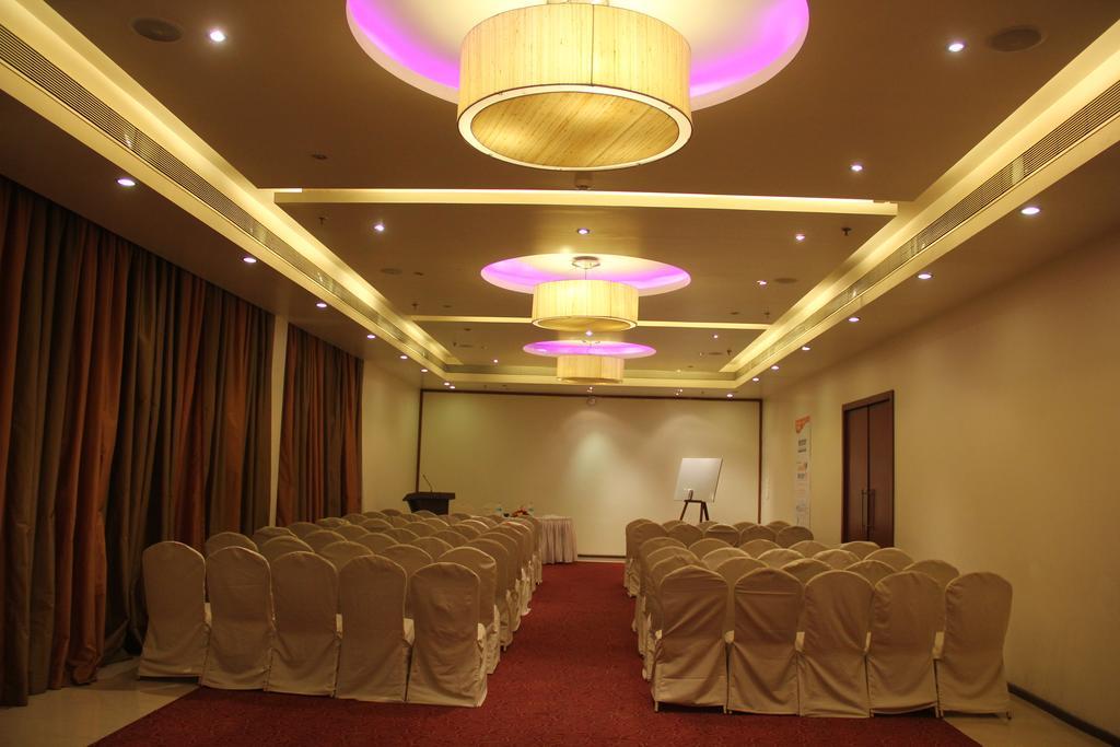 The Aures Hotel Aurangabad  Exterior photo