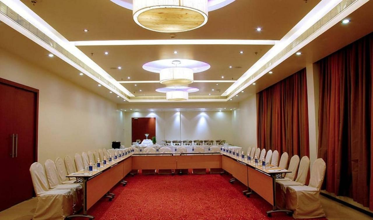 The Aures Hotel Aurangabad  Exterior photo